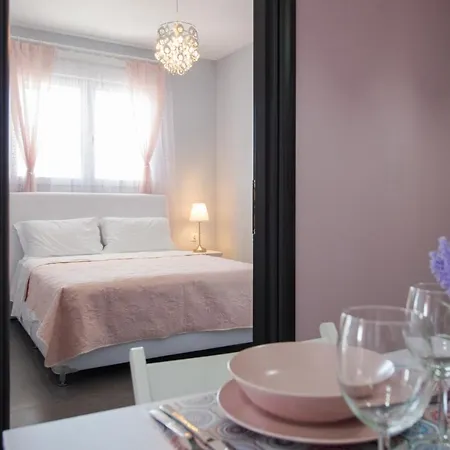 Kes Apartment