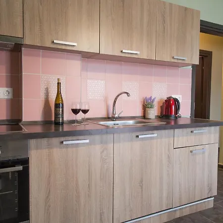 Kes Apartment